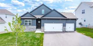 717 Winterberry Lane Gallery 1