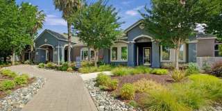 Broadleaf Apartments Gallery 33