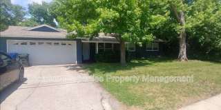 1802 West 21st Street Gallery 1