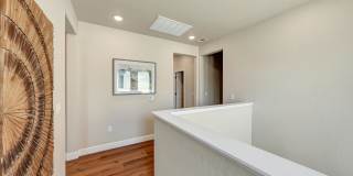 137 N Un St Gallery 9