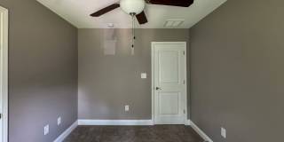 Beautiful 4 Bed 2.5 Bath Home in North Fayetteville Gallery 34