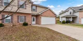 Spacious Duplex in Cape Gallery 3