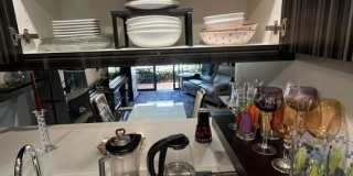 950 N Kings Rd Gallery 16