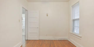 Central Campus - Newly renovated 4 Bedroom 2 Bathroom House Gallery 21