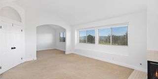 2 Crystalglen Gallery 30