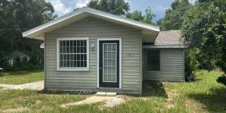 3 Bedroom 1 Bath Country Setting Gallery 1