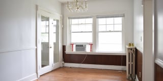 721 E. Armour Gallery 28