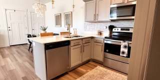 Pet Friendly 3-Bedroom Condo! Get $500 Off on the first month Rent if signed and move in by March 1s Gallery 1