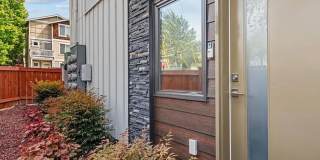 Greenwood Townhome Gallery 5