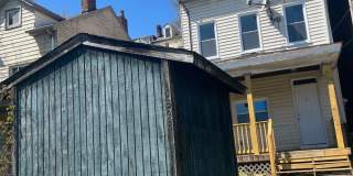 Newly Renovated 3 Bedroom, 1 Bathroom in Spring Hill- Central Air and Brand New Kitchen!! Gallery 4