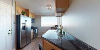 Latitude 40 Gallery 45