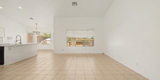 1320 E COTTONWOOD Lane Gallery 12