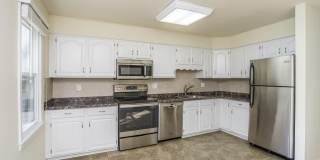 1128 N TAYLOR Street Gallery 21