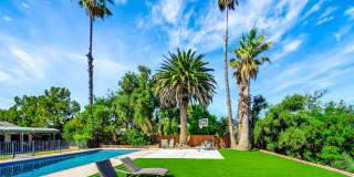 5852 Mcdonie Ave Gallery 1