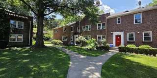 4601 Henry Hudson Parkway Gallery 1