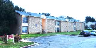 The Depot Apartment Homes *Downstairs* Gallery 1
