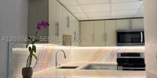 6930 Miami Gardens Dr 6930 Miami Gardens Dr Gallery 1
