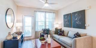 Tapestry Nona Gallery 7