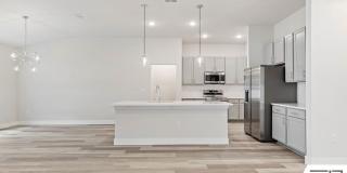 FULLY FENCED, UPGRADED 3/2/2 IN DESIRABLE PINE GROVE Gallery 8