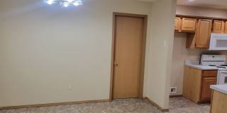 3 Bedroom 2 Bath Close To Missouri State University $1295 Gallery 8