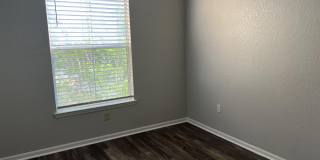 8539 GATE Parkway W Gallery 16