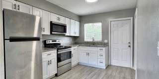142 Harry Avenue S Gallery 10