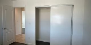3 Bedroom 2 Bedroom READY NOW! Gallery 10