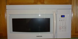 SINGLE STORY, 3 BEDROOM, 2 BATH, 2.5 CAR GARAGE, IN GATED COMMUNITY! Gallery 8