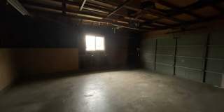 Large: 4 Bedroom 2.5 Bath Home Gallery 24