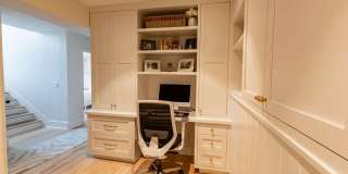 12 South Stonington Road Gallery 23