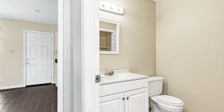 2 Story townhome Located off S Flannery Gallery 5