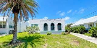 411 N Oleander Avenue Gallery 1