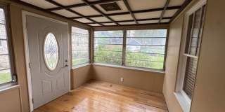 Charming 4 Bedroom Home in Convenient Rock Island Location Gallery 10