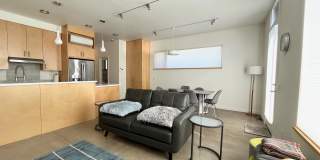 2743 Friendly Alley Gallery 1