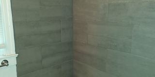 Cute duplex on large plot of land close to downtown Gallery 3