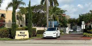 10245 NW 9th St Cir Gallery 1