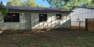 Charming South Austin Home with Huge Backyard & Mature Trees Gallery 15
