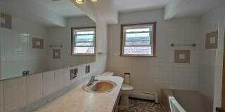 6537 N Natoma Avenue Gallery 8