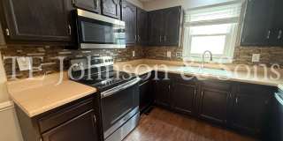 Charming One Level 3 Bedroom Home with Fenced Yard, Garage, and Deck Gallery 15