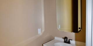 Beautiful 3 bedroom with a loft in Cooley Station! Gallery 16