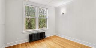 1440 West HOWARD Gallery 6