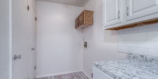 2 Bedroom 1 Bath Duplex Gallery 10