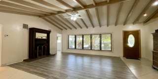 2725 NE 27th Court Gallery 4