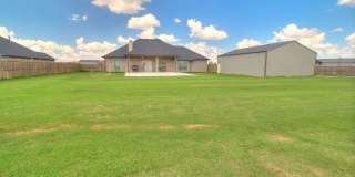 3 Bed, 2 Bath Home with Bonus Office and  Huge Workshop Gallery 48