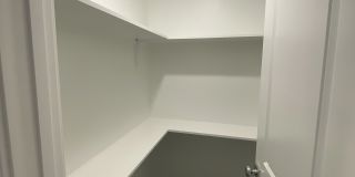 1814 South Throop Street Gallery 10