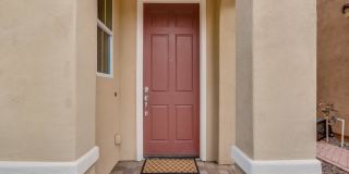 GREAT LOCATION!  Fabulous move-in ready 5 bed /3 bath home in south Tempe Gallery 4