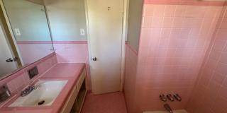 MOVE IN SPECIAL! HALF OFF FIRST MONTH!! Gallery 18