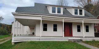 399 Main Street Gallery 1