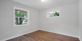 1317 Mayfield Lane - A Gallery 11