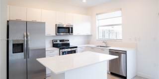12133 Northwest 23rd Court Gallery 8